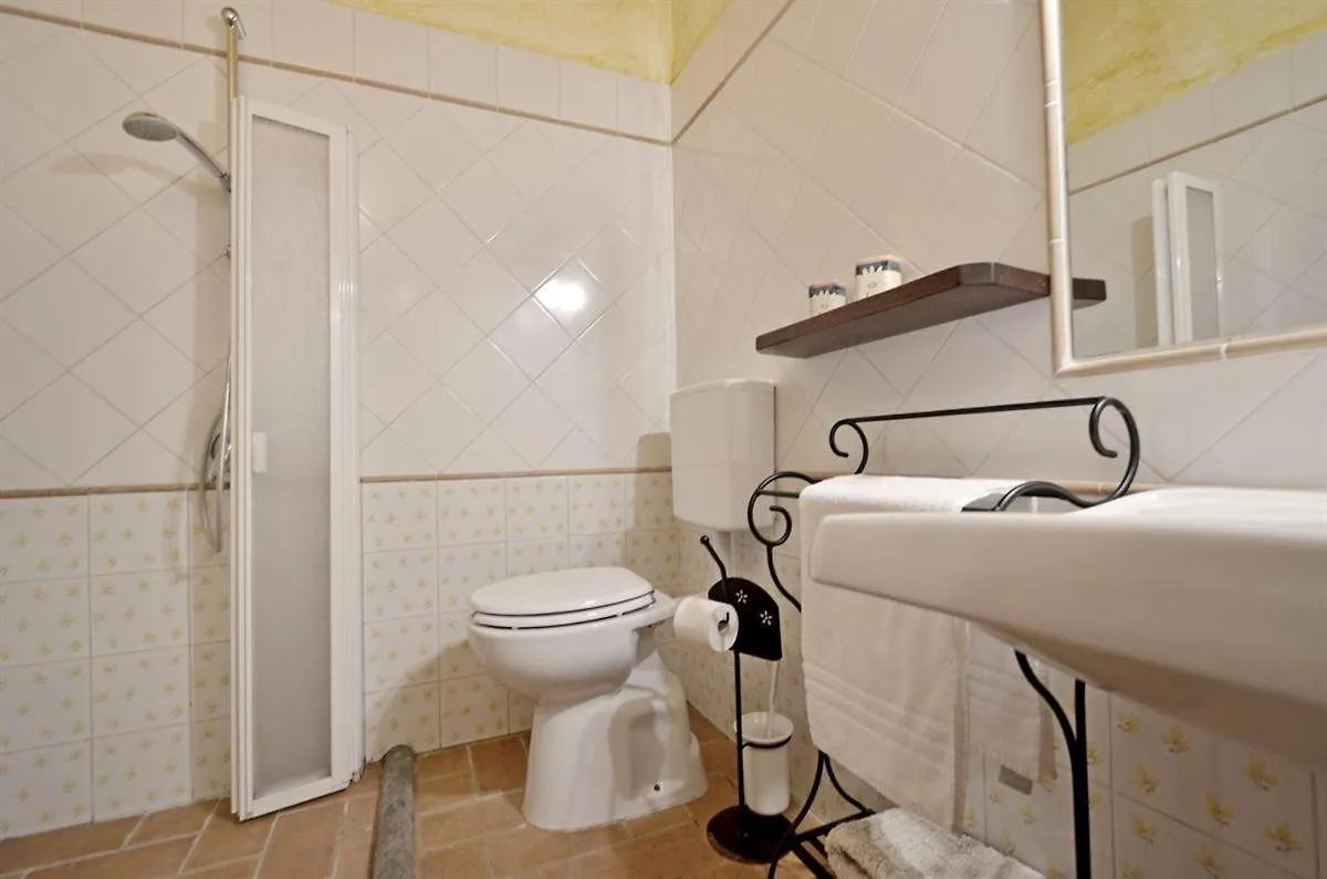 Letizia Villa Roccalbegna 0*,  Italy
